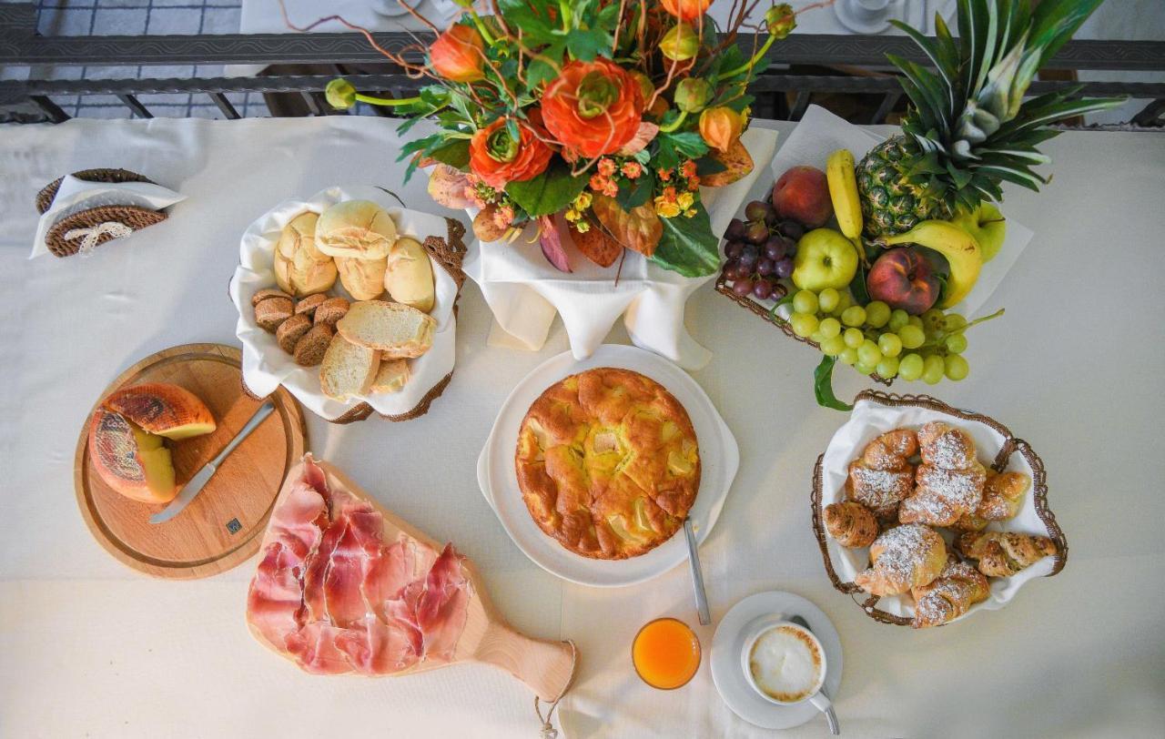 Carlo'S Hotel Castagneto Carducci Ngoại thất bức ảnh