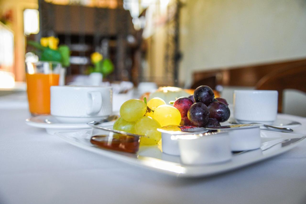 Carlo'S Hotel Castagneto Carducci Ngoại thất bức ảnh